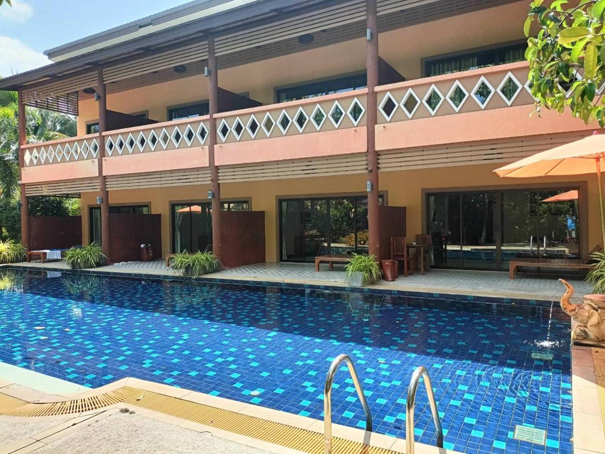 Baan Suan Villas Resort Ban Suan  Exterior foto